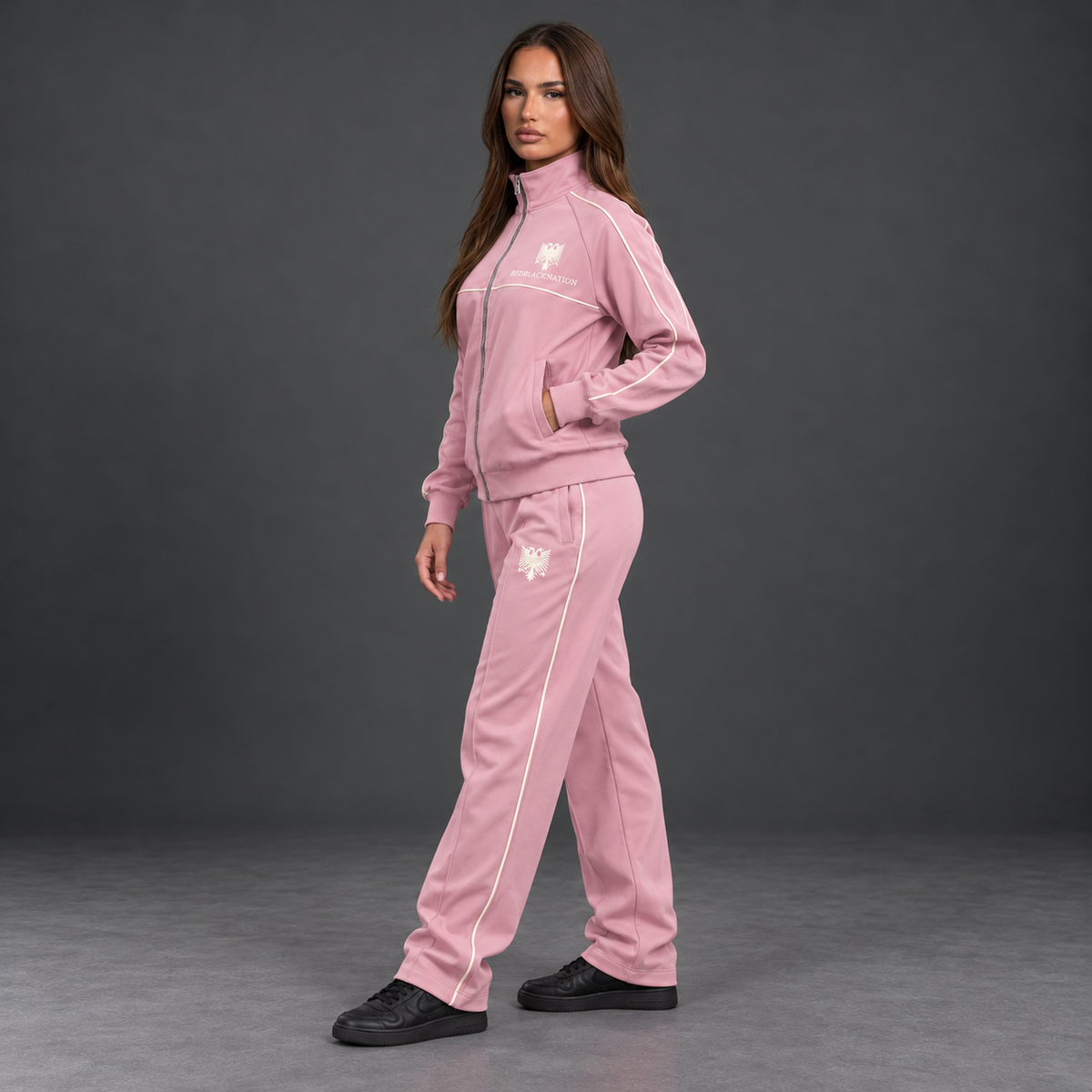 Shqiponja Tracksuit